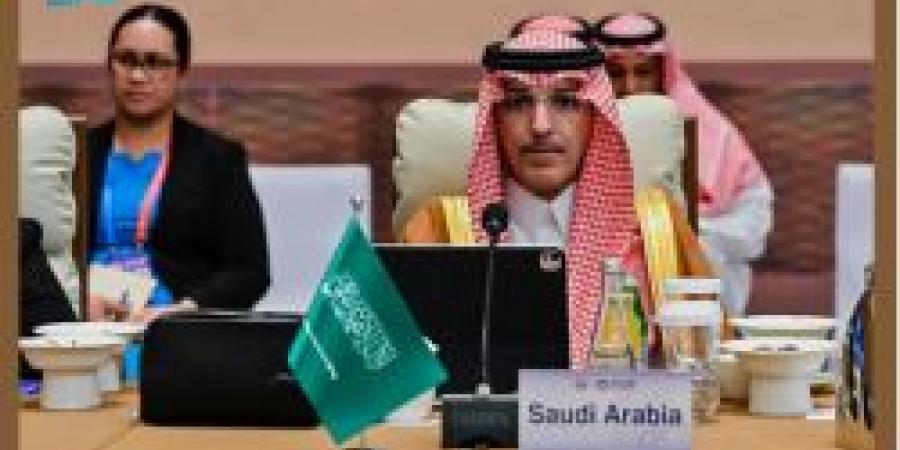 وزير المالية يختتم مشاركته في الاجتماع السنوي العاشر لمجلس محافظي البنك الآسيوي للاستثمار في البنية التحتية