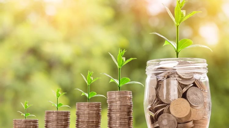 مقارنة شاملة بين أفضل شهادات الادخار الثلاثية في أكبر 3 بنوك مصرية لعام 2025