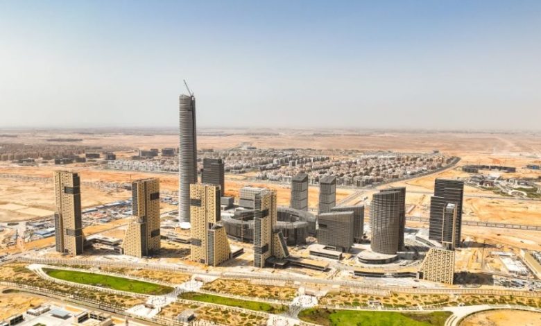 العاصمة الإدارية الجديدة: من صحراء قاحلة إلى مدينة ذكية متكاملة.. رؤية مصر للمستقبل