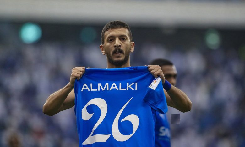 عبد الإله المالكي يقترب من مغادرة الهلال بقرار فني