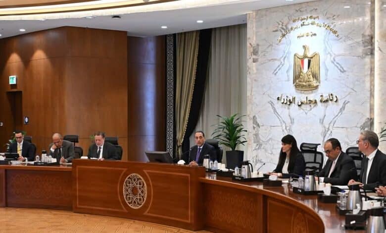 مصر تستهدف 3 مليارات دولار من برنامج الطروحات الحكومية: خطة لتعزيز الإيرادات واستقرار الاقتصاد