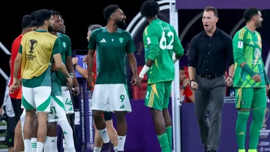 الأهلي السعودي يضم الخيبري