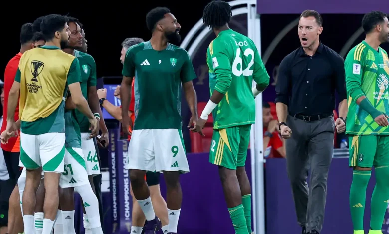 الأهلي السعودي يضم الخيبري