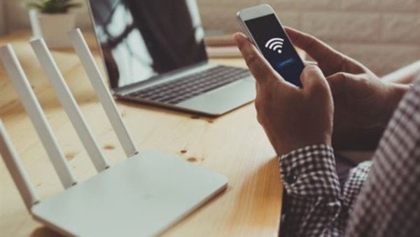 بعد حريق رمسيس: تعويضات إضافية لعملاء الإنترنت الأرضي.. القومي للاتصالات يؤكد حماية حقوق المستخدمين