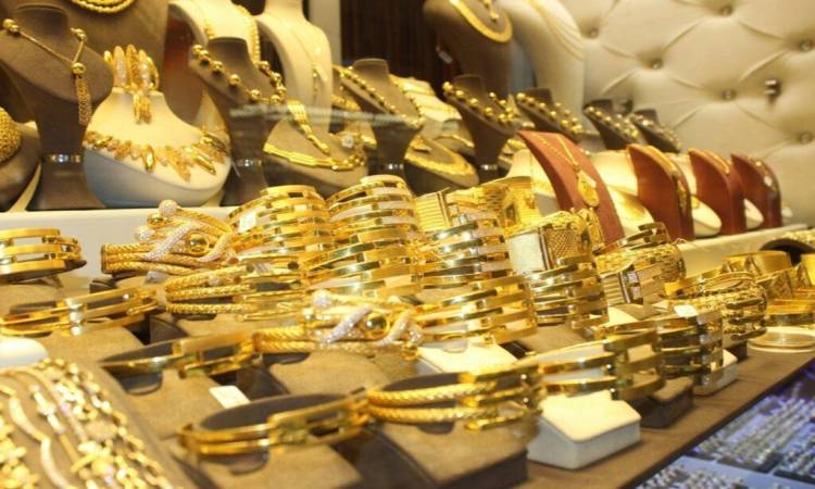 أسعار الذهب عيار 21 و24 اليوم