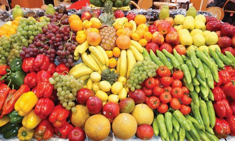 أسعار الفواكه في مصر اليوم.. استقرار في السوق وطفرة في سعر العنب