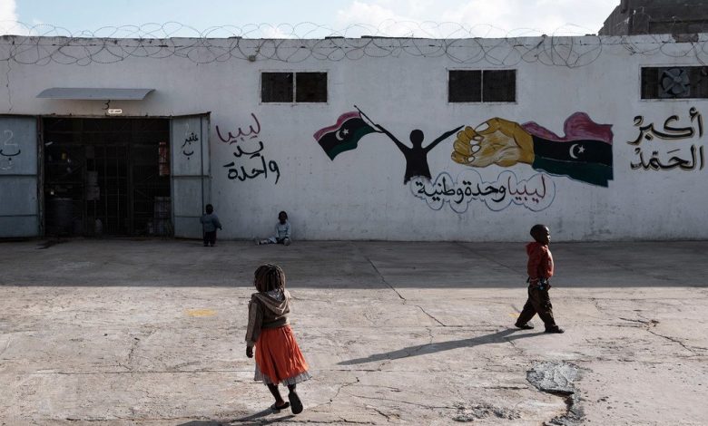 احتجاز أطفال داخل منزل وتعذيبهم بوحشية يثير غضب الرأي العام ومطالبات بتدخل عاجل