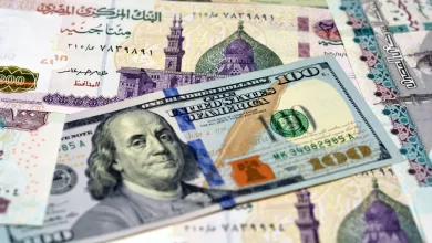 الدولار في السوق السوداء