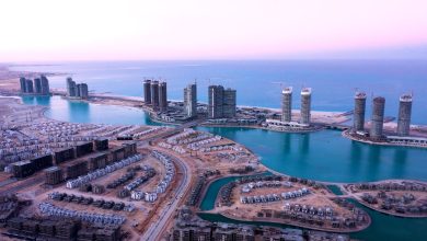 العلمين الجديدة تطلق أول مشروع للنقل الداخلي ربط حيوي بين الشاطئ، الجامعات، والمشروعات السكنية