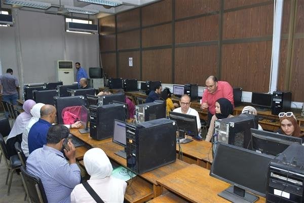 الكليات المتاحة لطلاب المرحلة الثانية