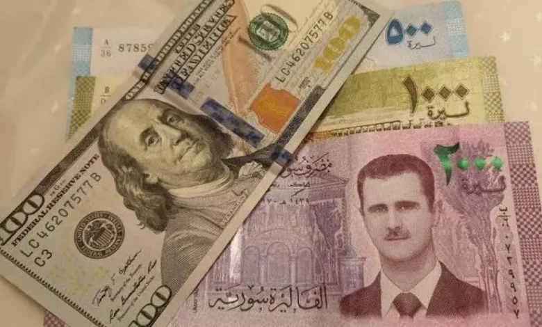 الليرة السورية تنهار أمام الدولار الأمريكي.. إليك آخر أسعار الصرف اليوم
