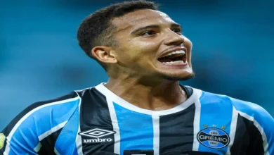 الهلال يحسم صفقة "جوليانو فيتور"