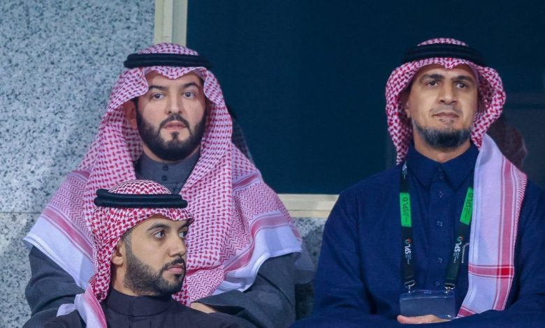 مسؤول إداري كبير خارج حسابات الهلال