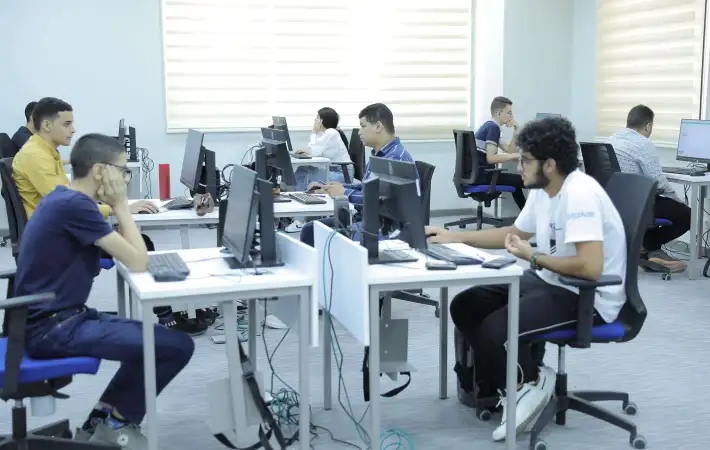 قائمة كليات تستقبل طلاب الدبلومات الفنية والمعاهد العليا