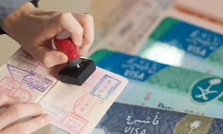 كيفية الاستفادة من مبادرة تمديد تأشيرات الزيارة المنتهية