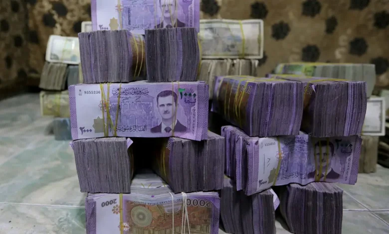 هل تتواصل هبوط الليرة السورية أمام الدولار؟ معطيات جديدة