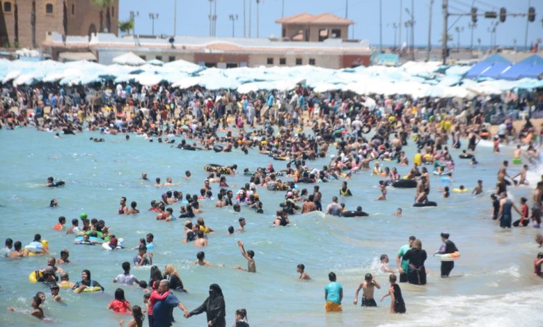 البحر مضطرب والرطوبة عالية وتلك درجات الحرارة اليوم السبت
