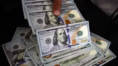 تراجع مفاجئ.. سعر الدولار اليوم يصل إلى 48.28 جنيهًا في البنوك المصرية
